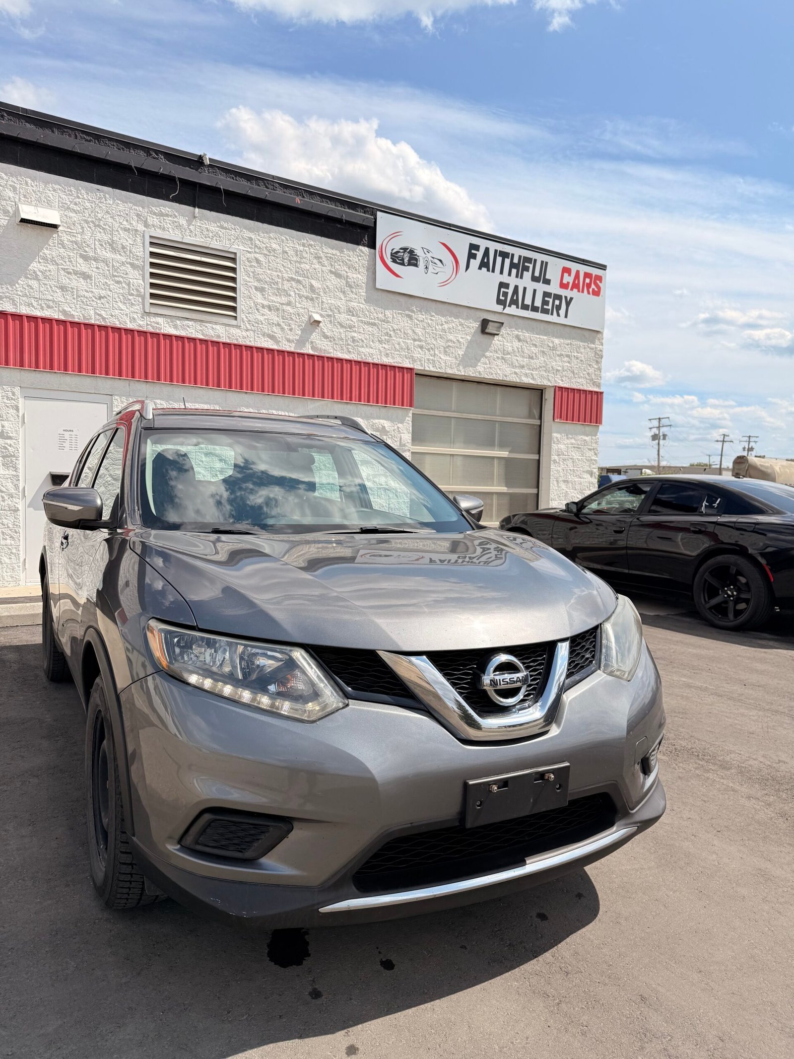 
								Nissan Rogue full									
