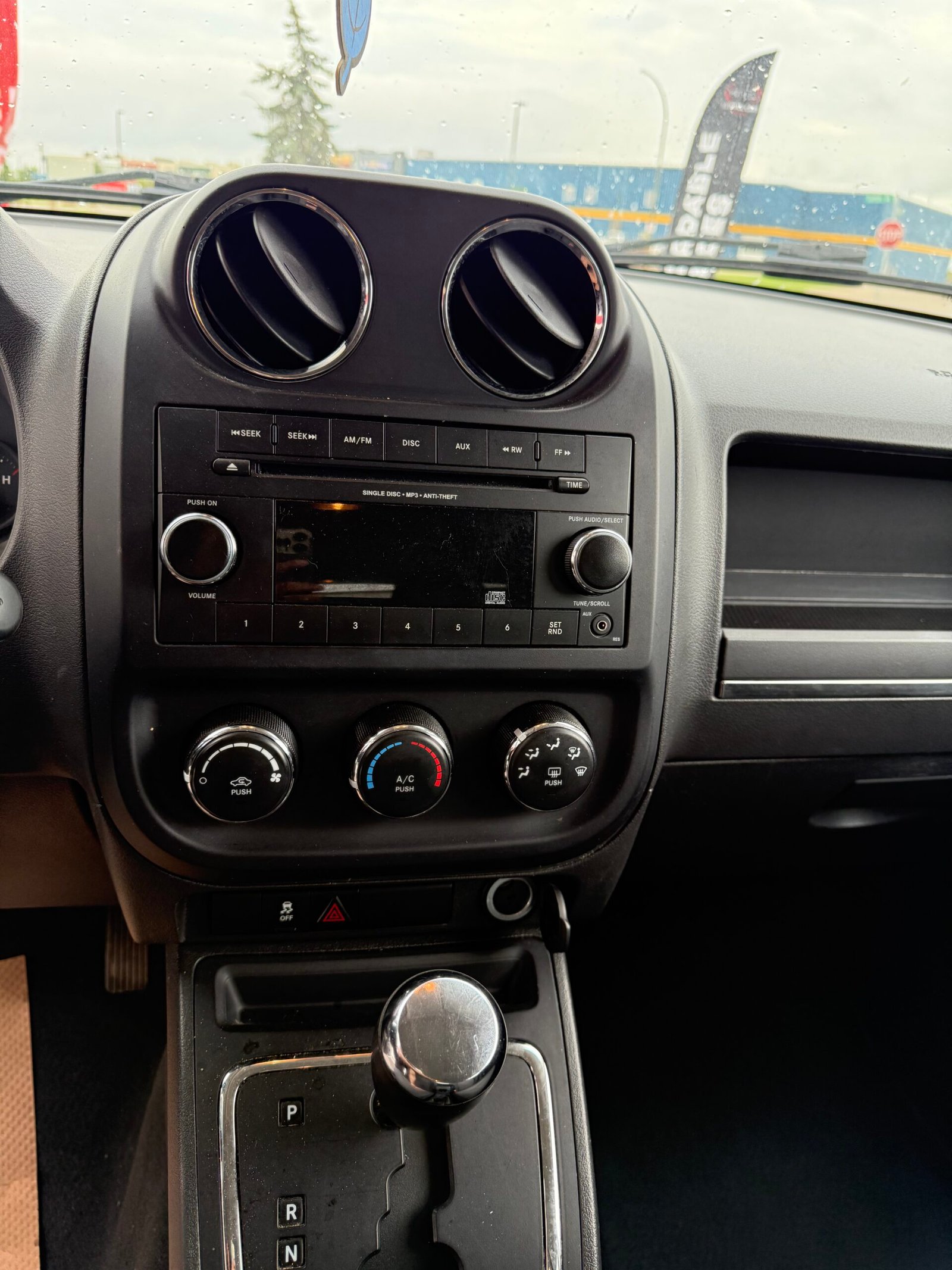 
								2012 Jeep Patriot full									