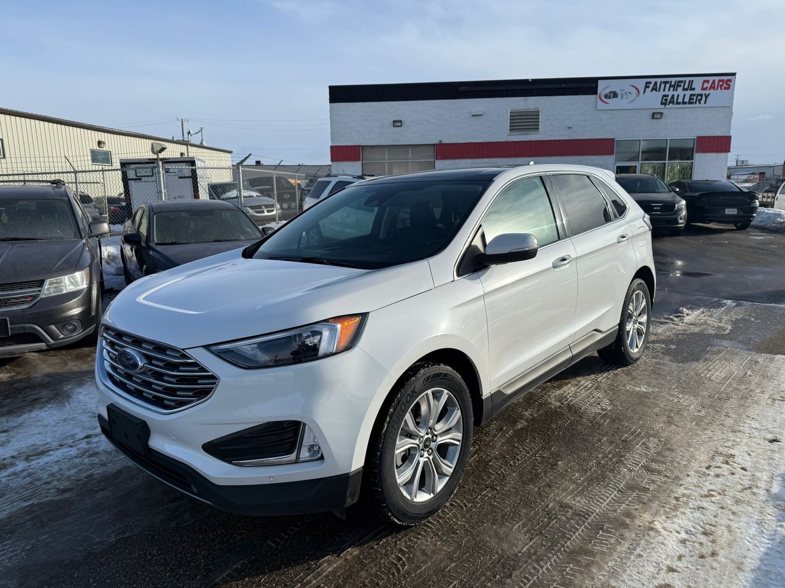 
								2024 FORD EDGE TITANIUM full									