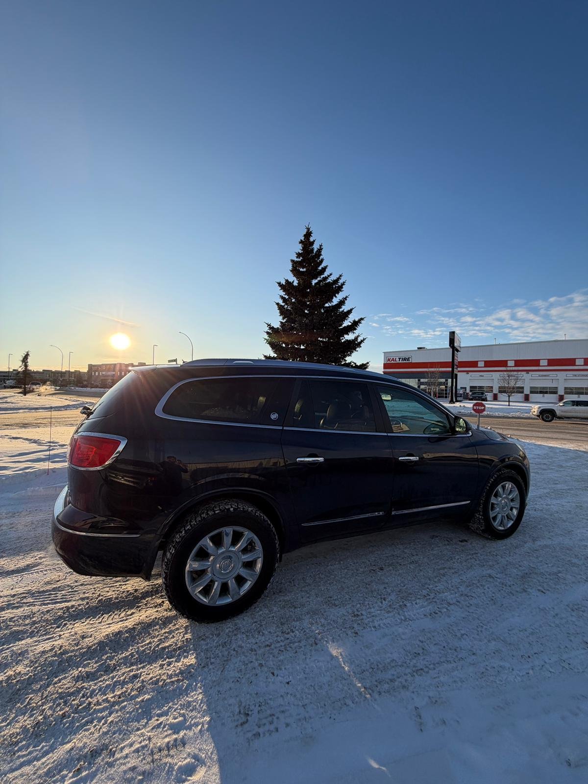
								2015 Buick Enclave AWD full									