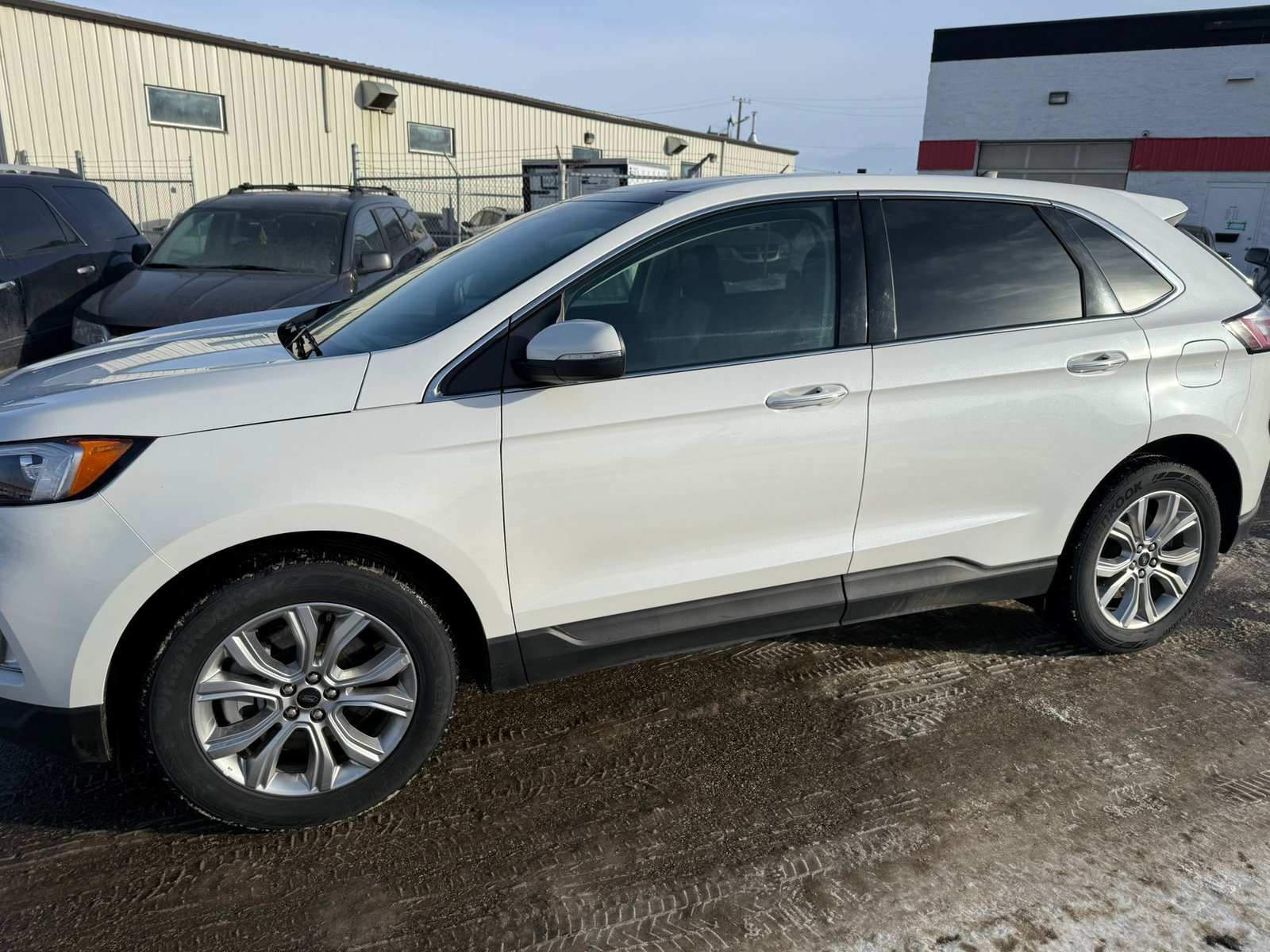 
								2024 FORD EDGE TITANIUM full									