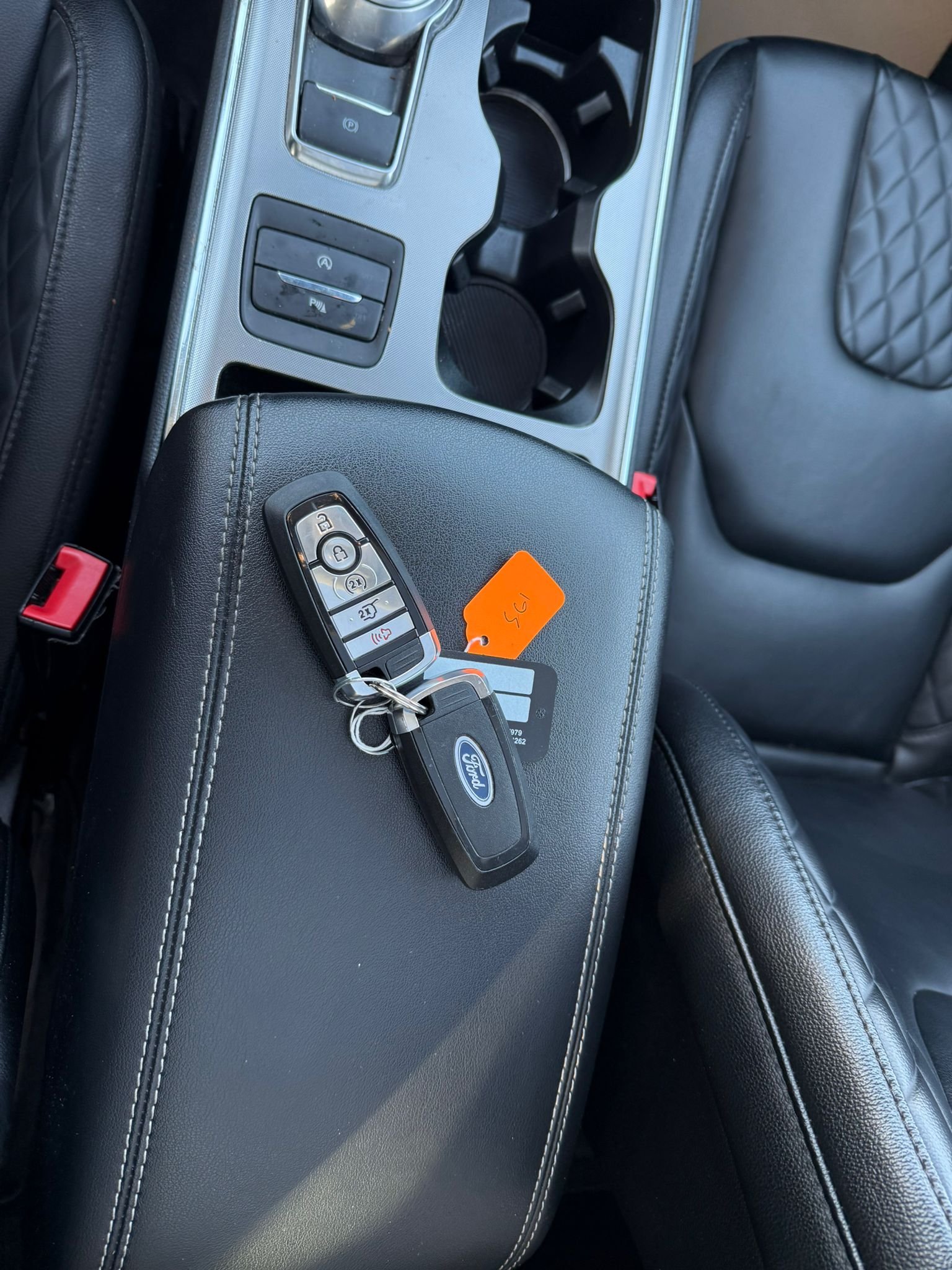 
								2024 FORD EDGE TITANIUM full									