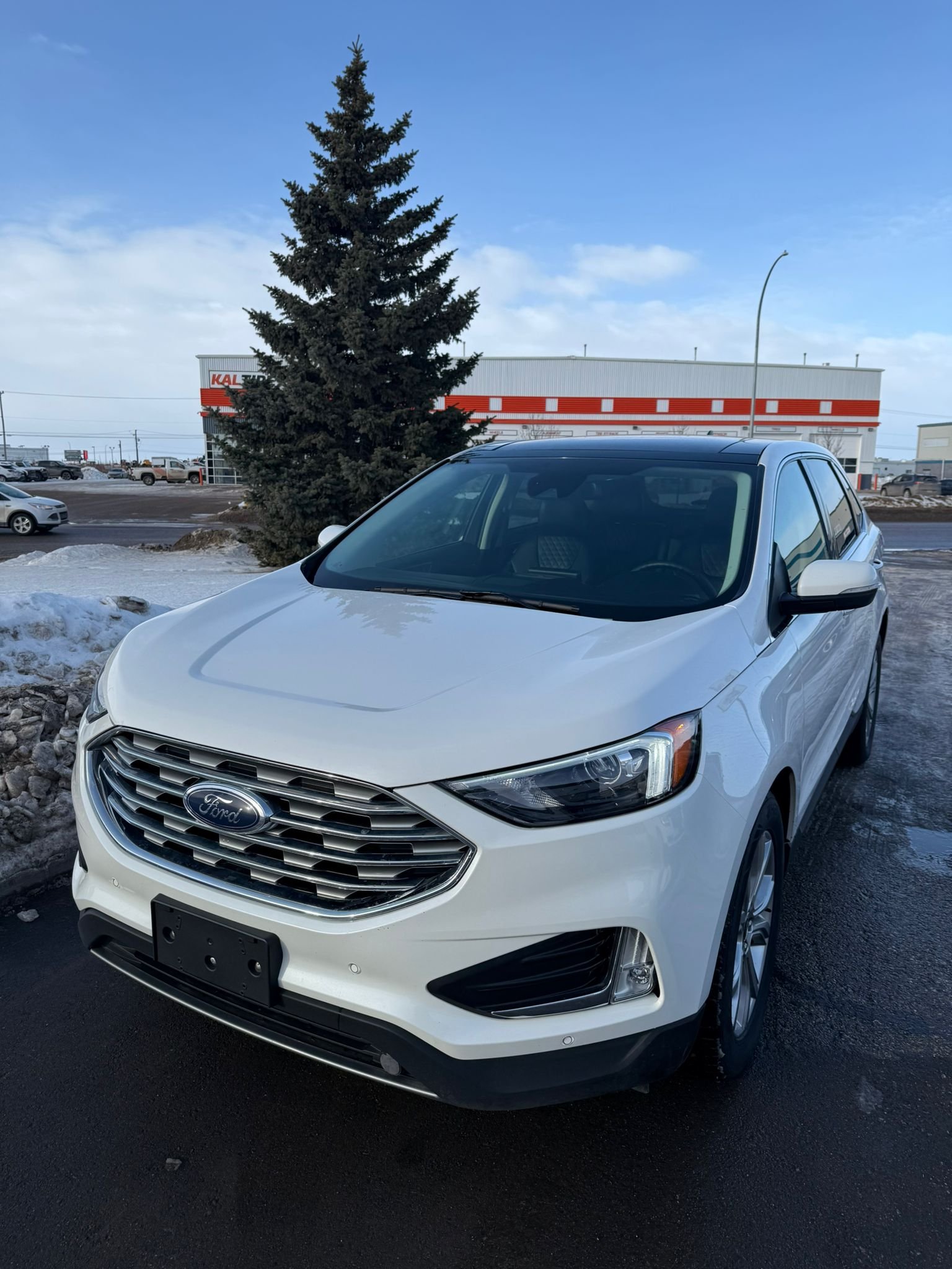 
								2024 FORD EDGE TITANIUM full									