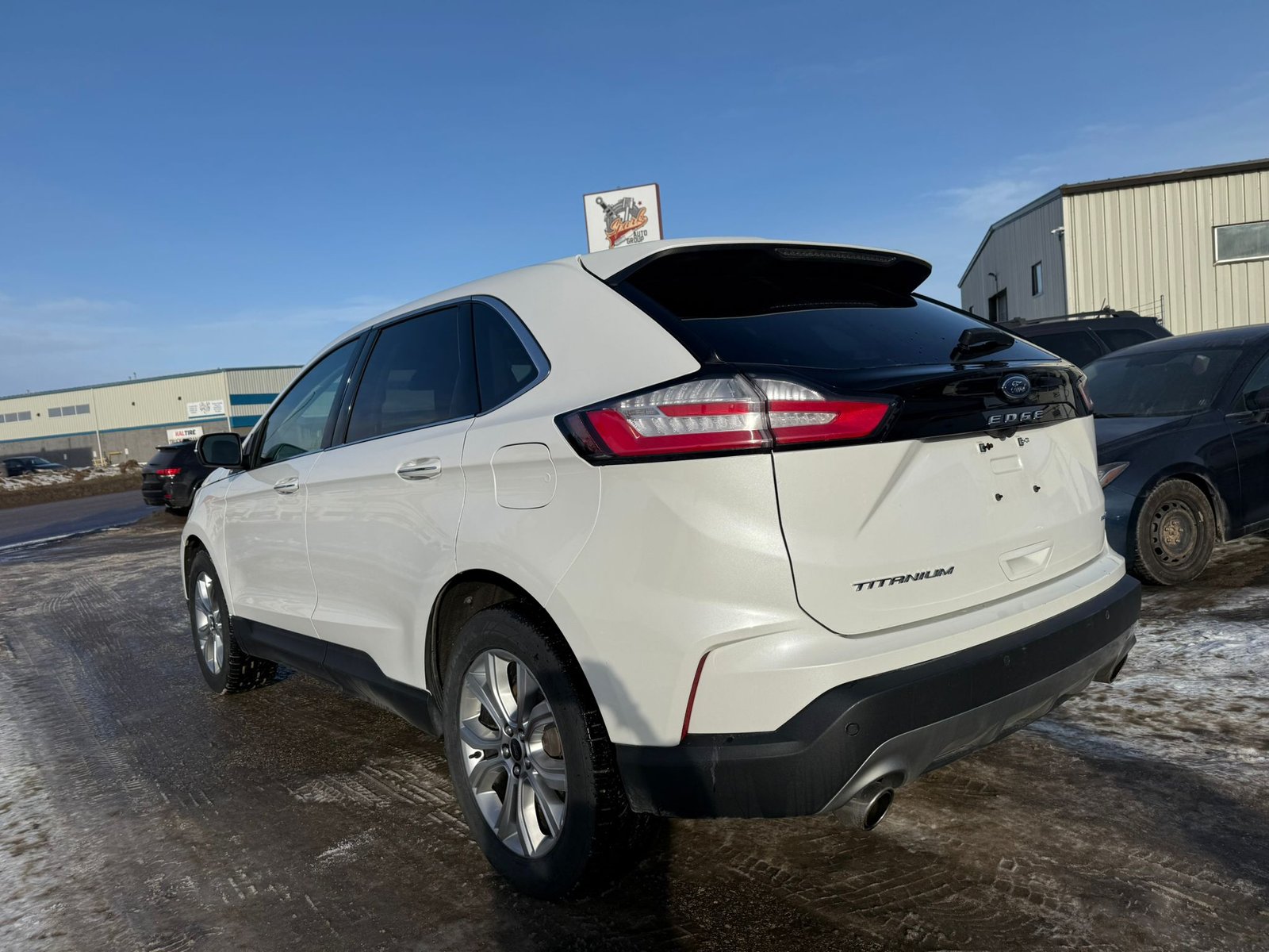 
								2024 FORD EDGE TITANIUM full									